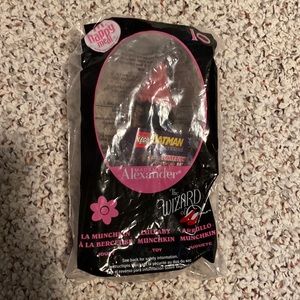 Lullaby Munchkin wizard of Oz Madame Alexander mini figure